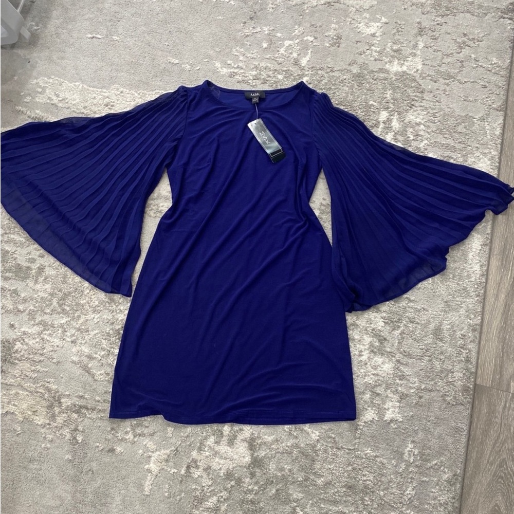 Blue dress